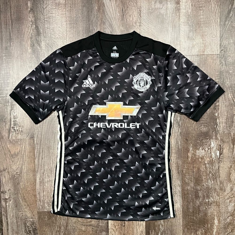 Manchester United 2017 Adidas Jersey